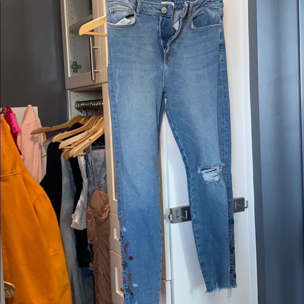 Jeans